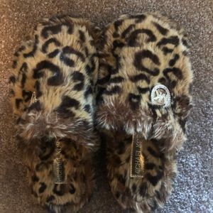 Michael Kors slippers